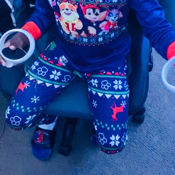 Adult Red/Blue PAW PATROL Family matching Christmas pajamas - Picture 2 of 8